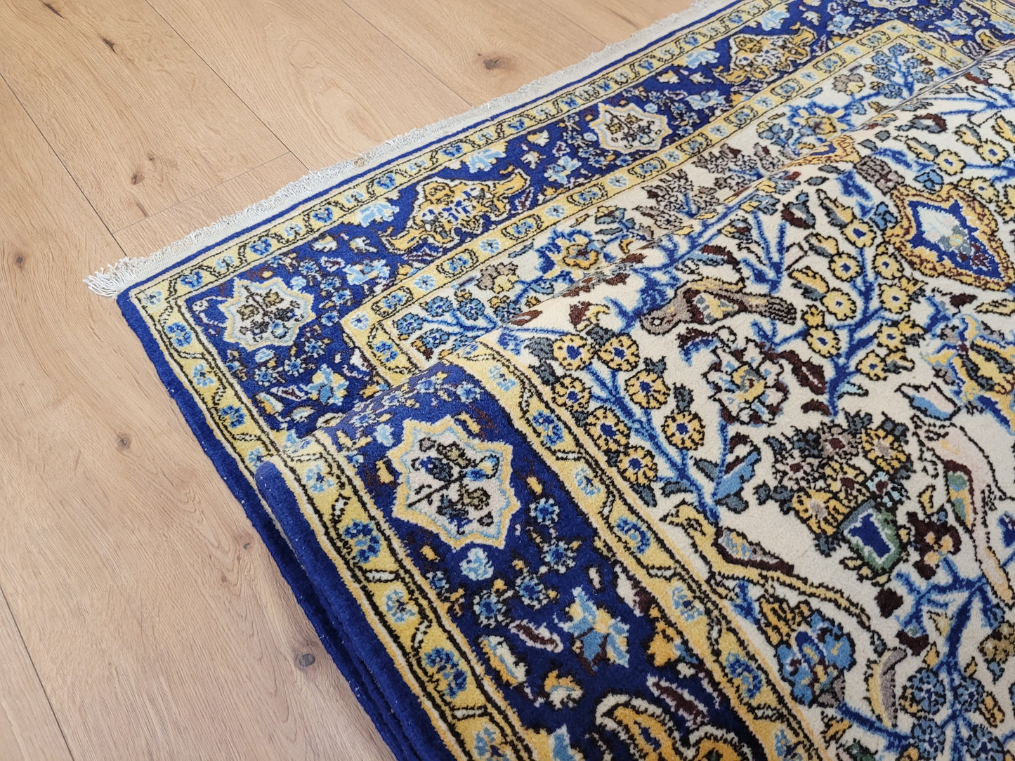 Ghom Teppich Korkwolle mit Seide florales Medaillon feine Knüpfung