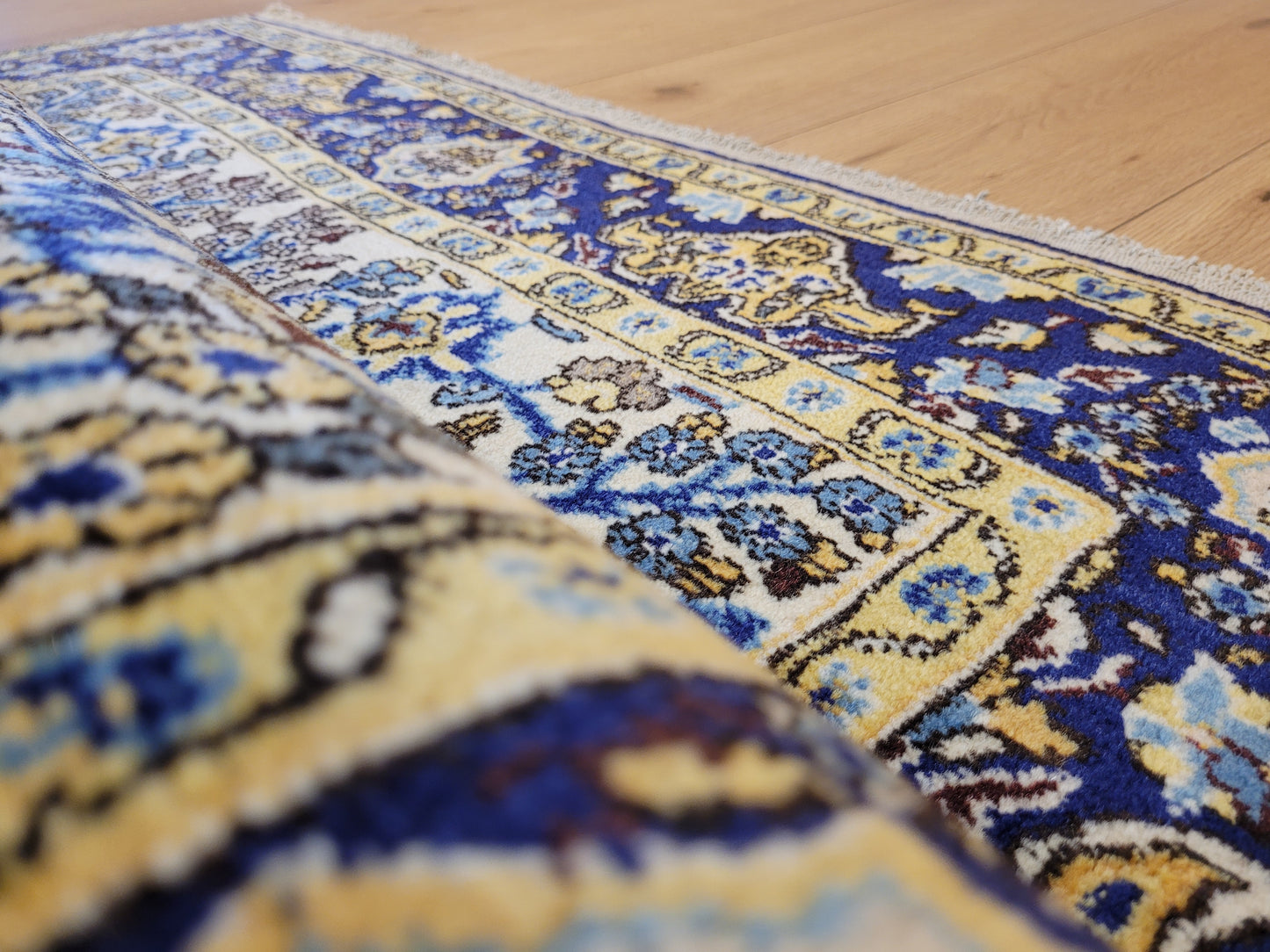 Ghom Teppich Korkwolle mit Seide florales Medaillon feine Knüpfung