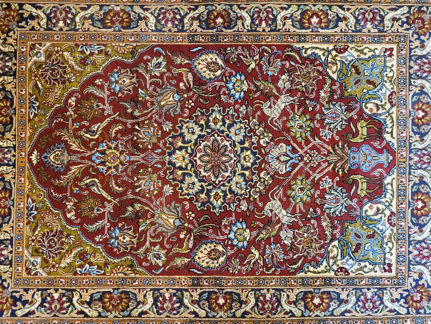 Ghom Teppich Korkwolle figürlich florales Medaillon detailreich