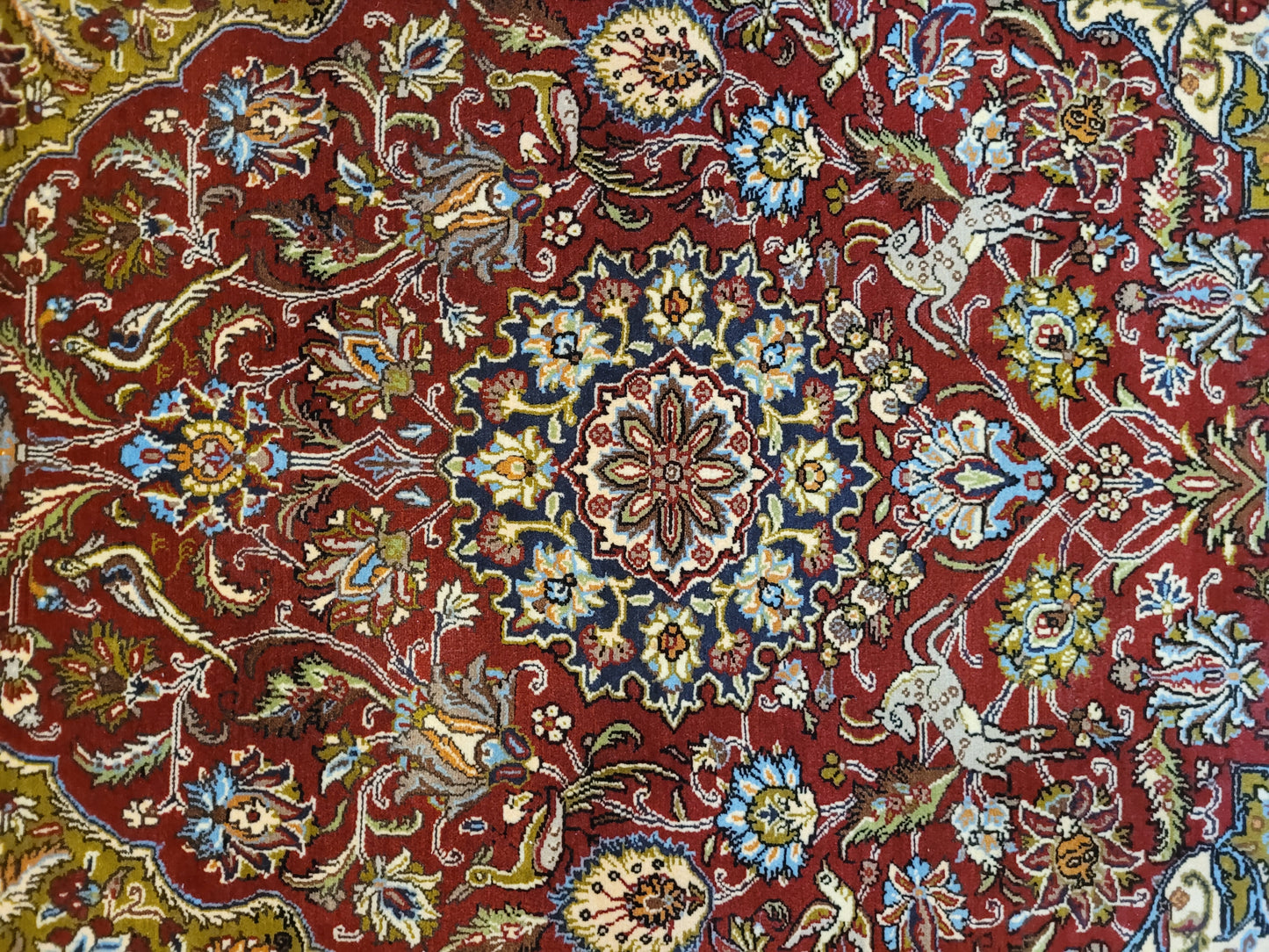 Ghom Teppich Korkwolle figürlich florales Medaillon detailreich