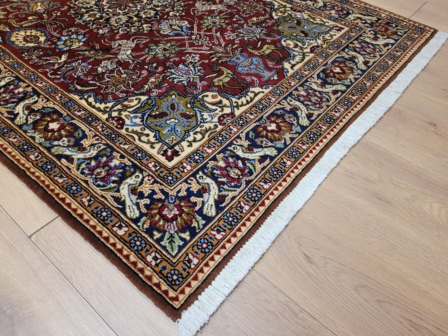 Ghom Teppich Korkwolle figürlich florales Medaillon detailreich