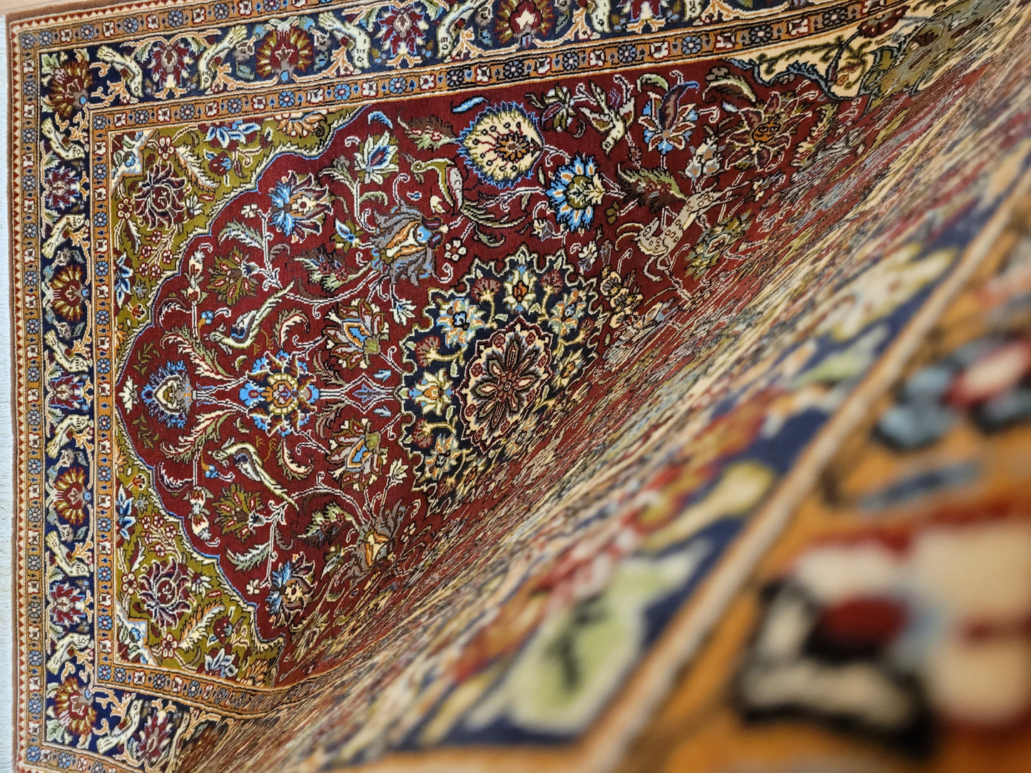 Ghom Teppich Korkwolle figürlich florales Medaillon detailreich