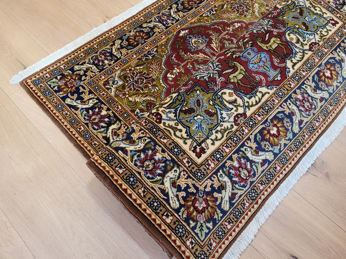 Ghom Teppich Korkwolle figürlich florales Medaillon detailreich