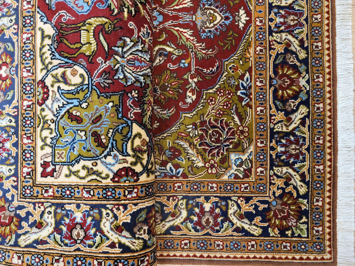 Ghom Teppich Korkwolle figürlich florales Medaillon detailreich