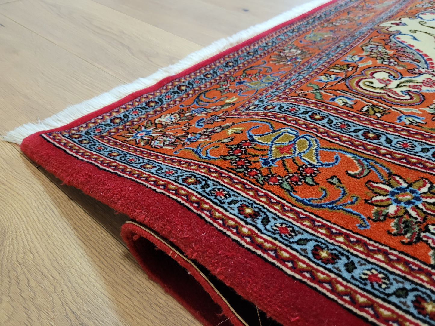 Ghom Teppich Korkwolle florales Sternmedaillon feine Knüpfung