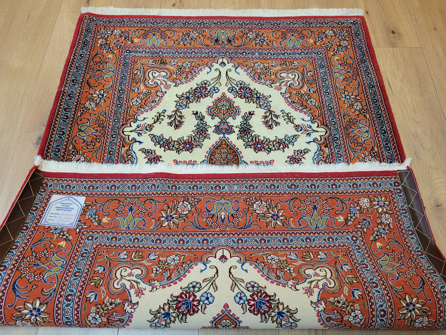 Ghom Teppich Korkwolle florales Sternmedaillon feine Knüpfung