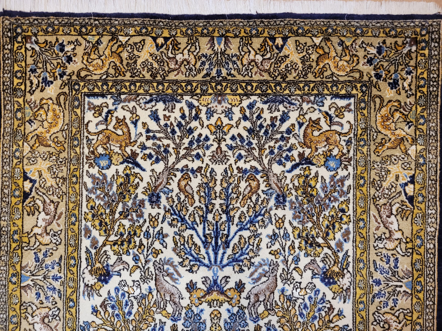 Ghom Teppich Korkwolle auf Seide Tierdarstellungen feine Knüpfung