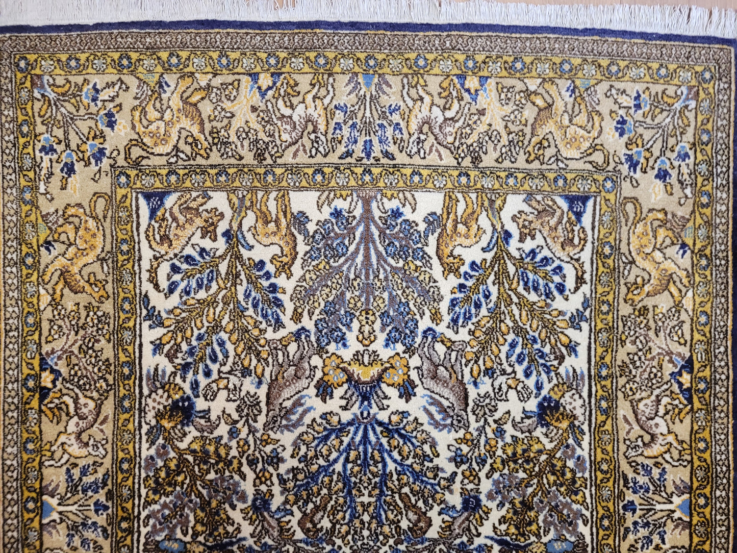 Ghom Teppich Korkwolle auf Seide Tierdarstellungen feine Knüpfung