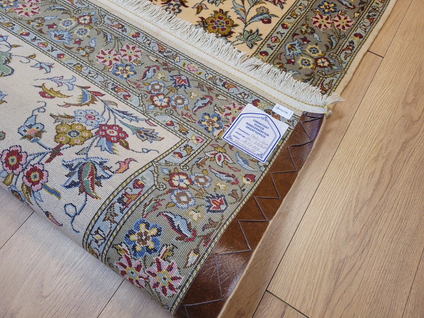 Kaschan Teppich Korkwolle florales Allover-Muster feine Knüpfung