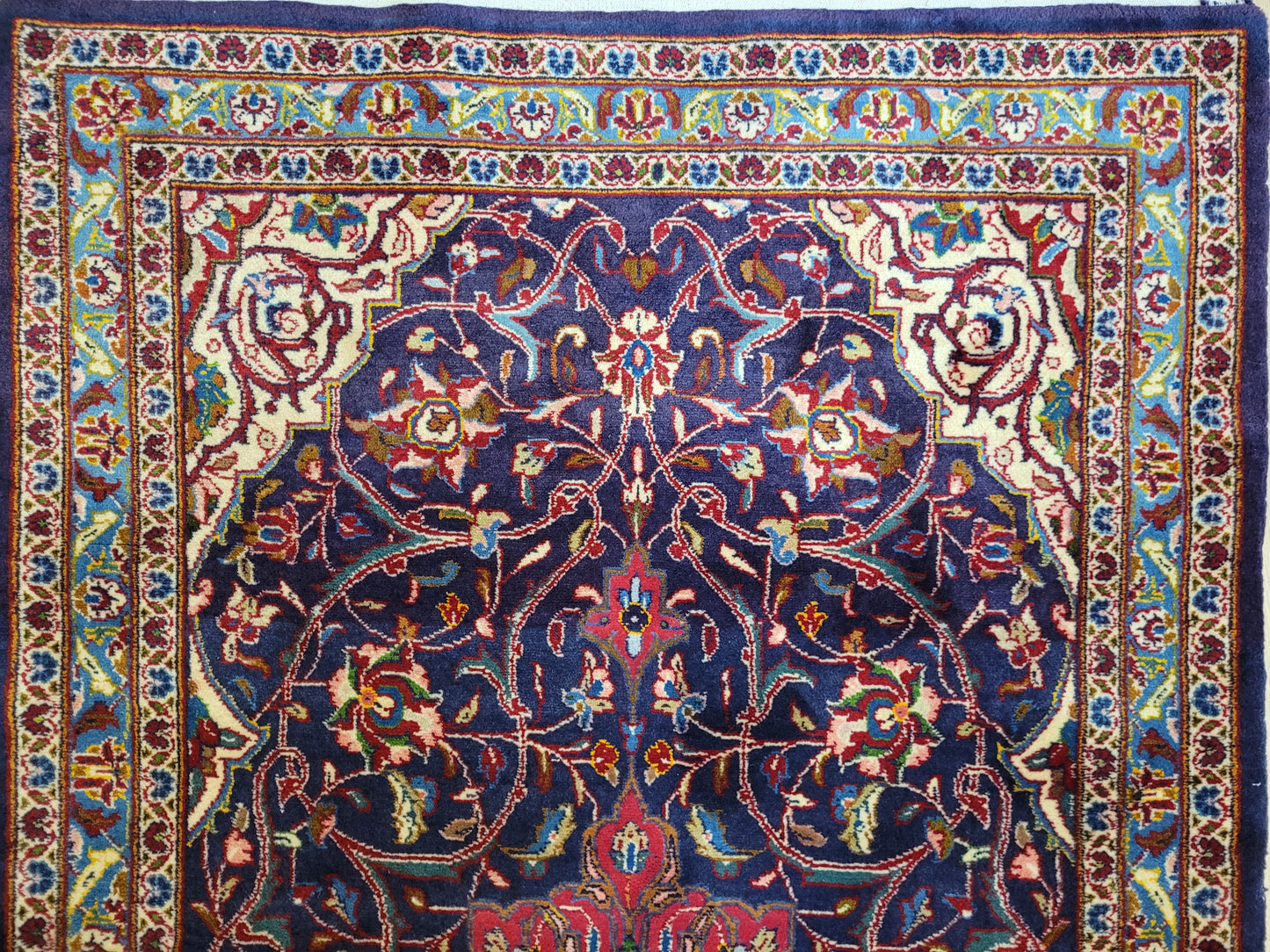 Kaschan Teppich Korkwolle florales Medaillon feine Knüpfkunst