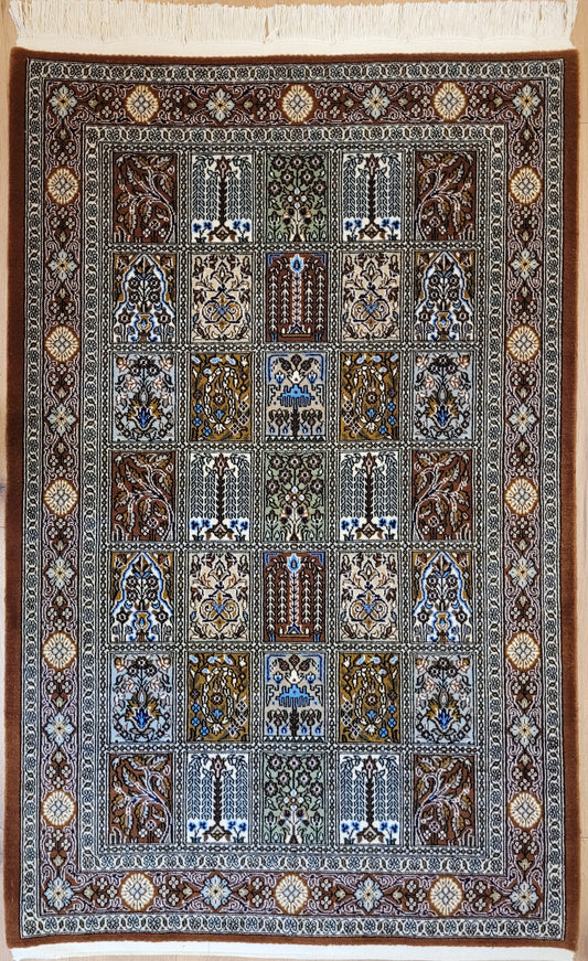 Ghom Teppich Korkwolle Gartenmotiv feine Knüpfkunst