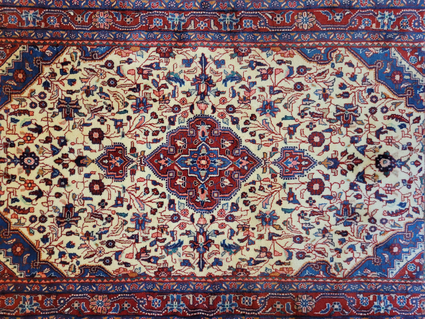 Ardebil Teppich Korkwolle florales Medaillon feine Knüpfkunst