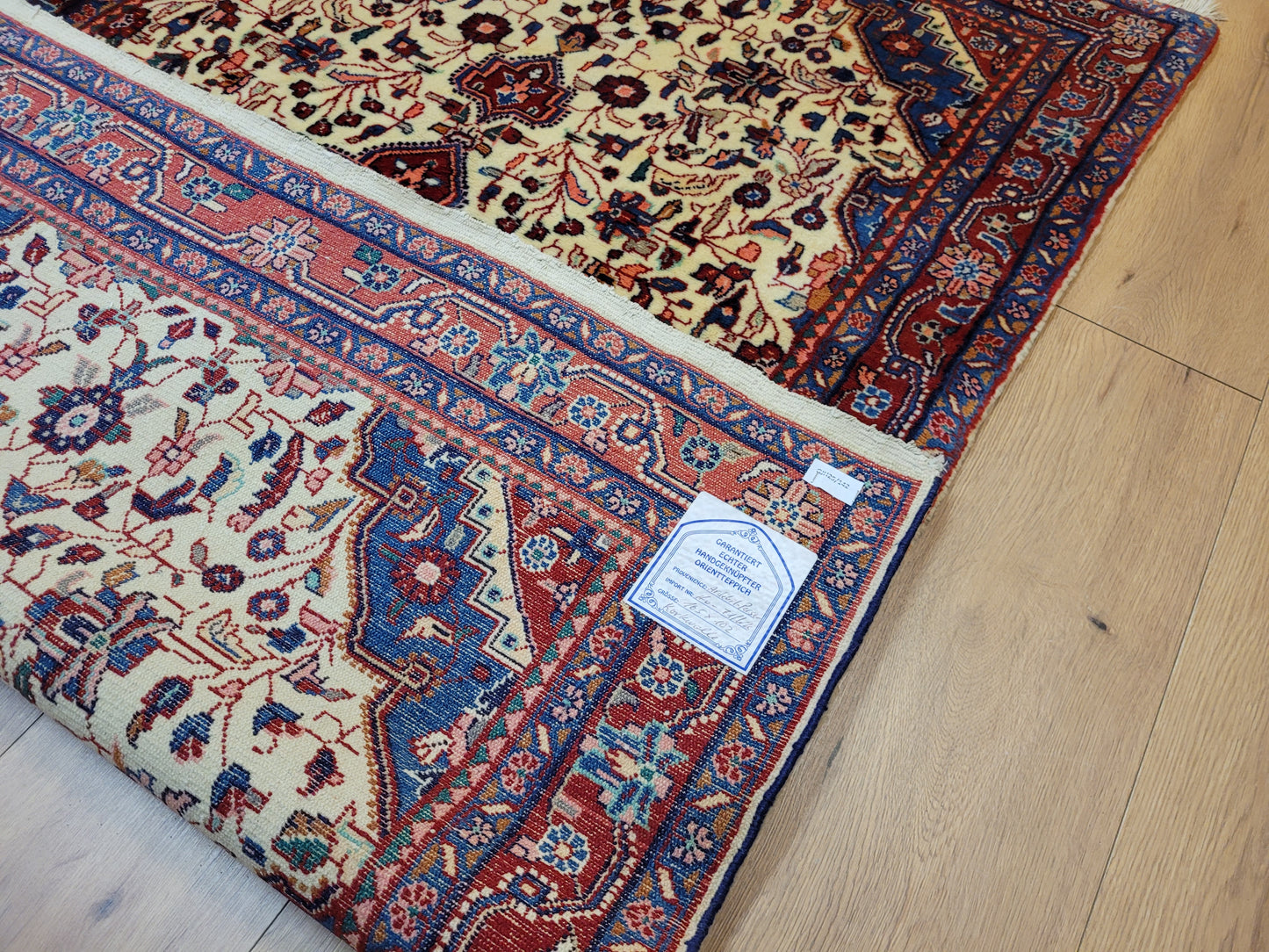 Ardebil Teppich Korkwolle florales Medaillon feine Knüpfkunst