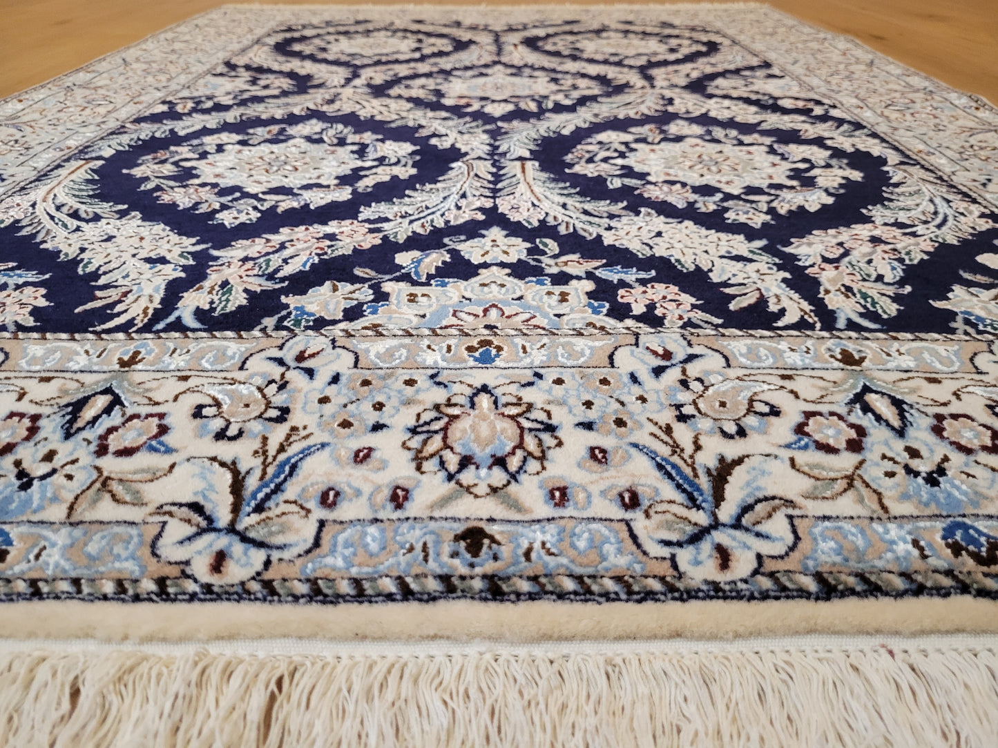 Nain Teppich Korkwolle mit Seide feine Knüpfkunst