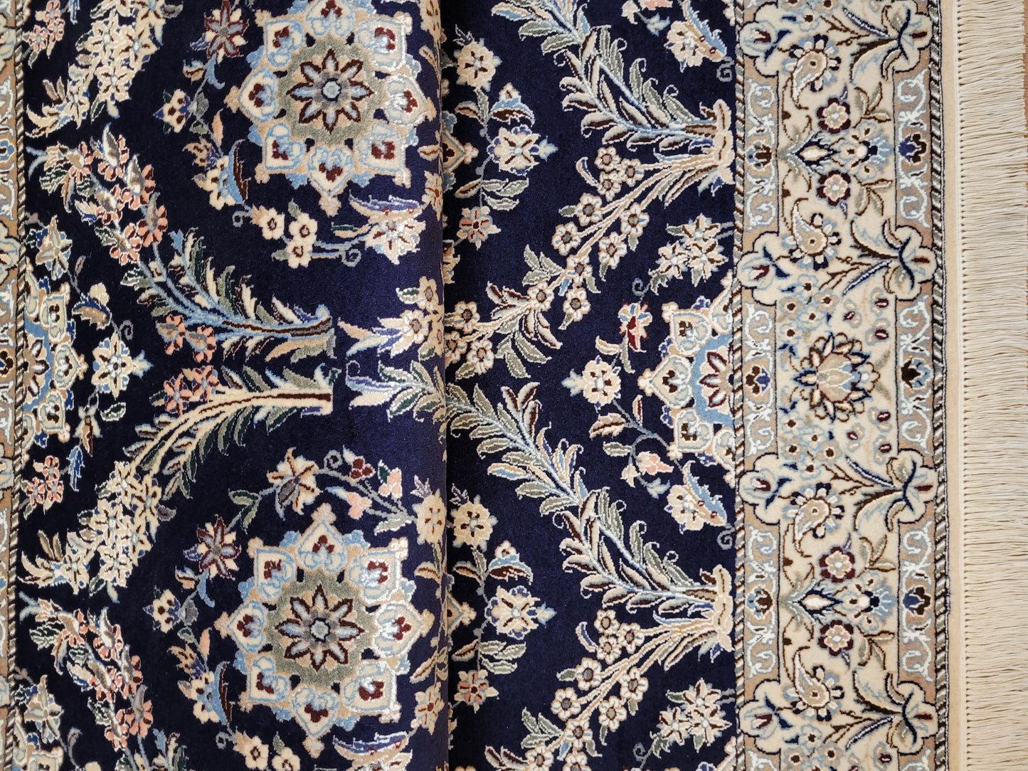 Nain Teppich Korkwolle mit Seide feine Knüpfkunst