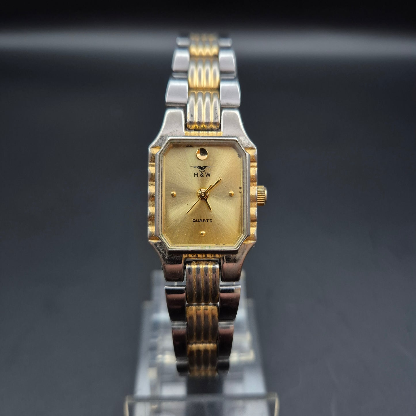 Elegante H&W Damen Uhr – Zweifarbige Vintage-Optik mit Goldakzenten