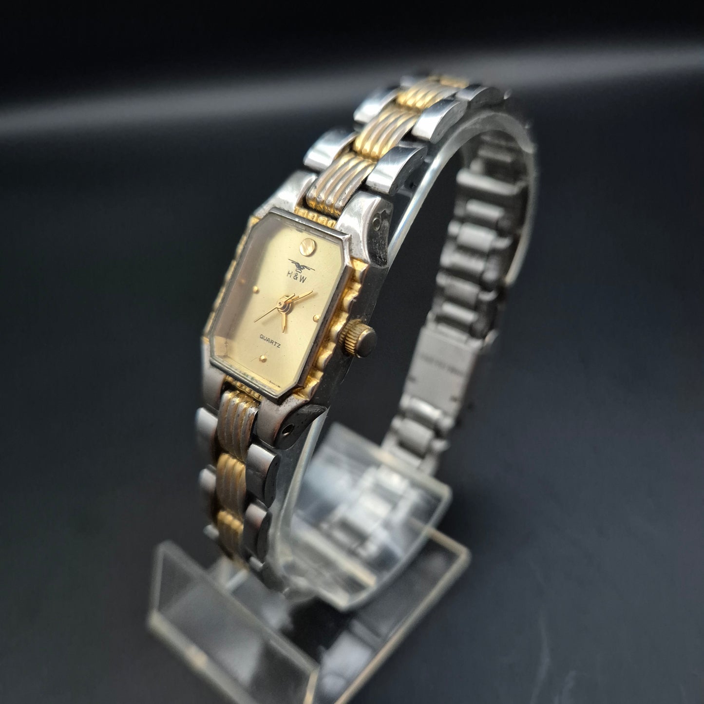 Elegante H&W Damen Uhr – Zweifarbige Vintage-Optik mit Goldakzenten