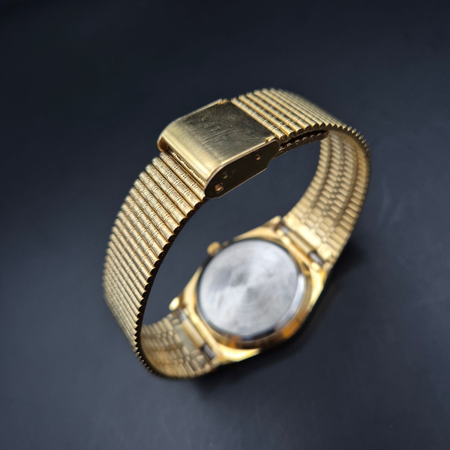 Klassische Star Watch Herren Uhr – Vergoldeter Look mit Stretchband