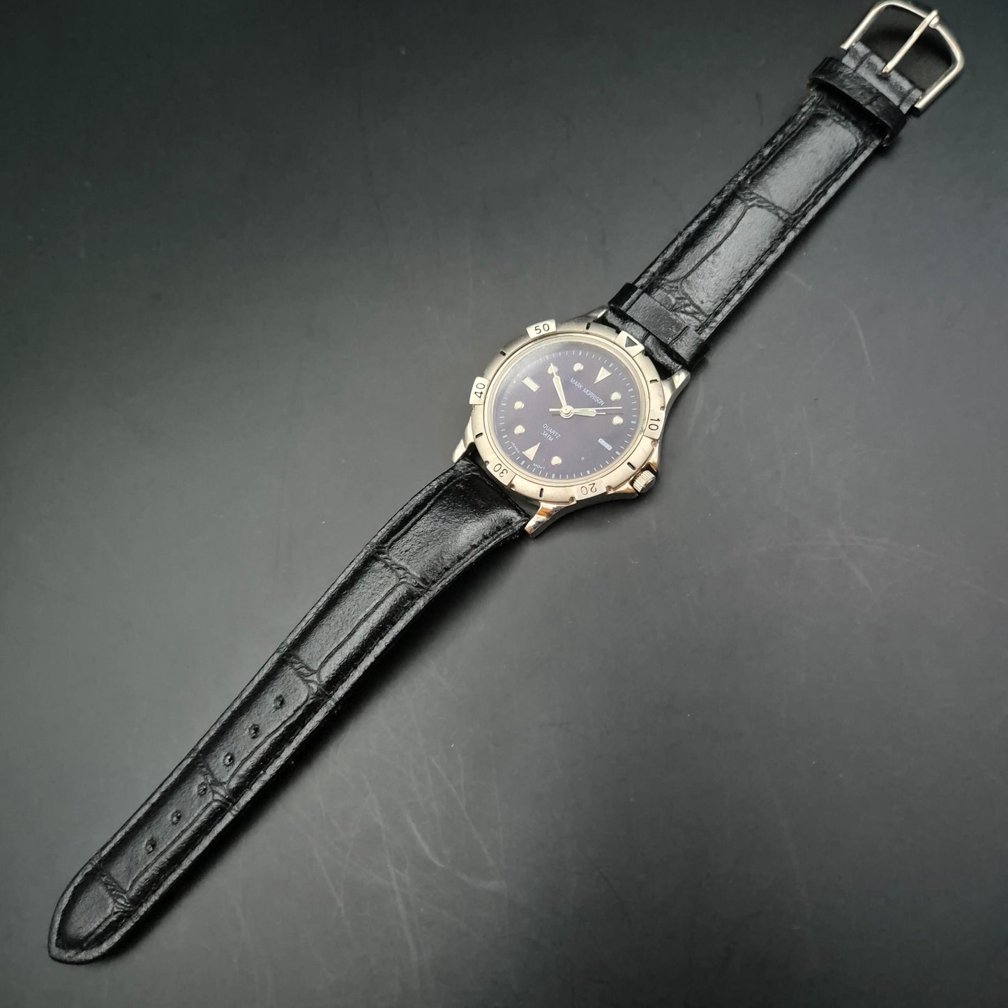 Sportliche Mark Morrison Herren Uhr – Schwarzes Lederband & Taucherstil