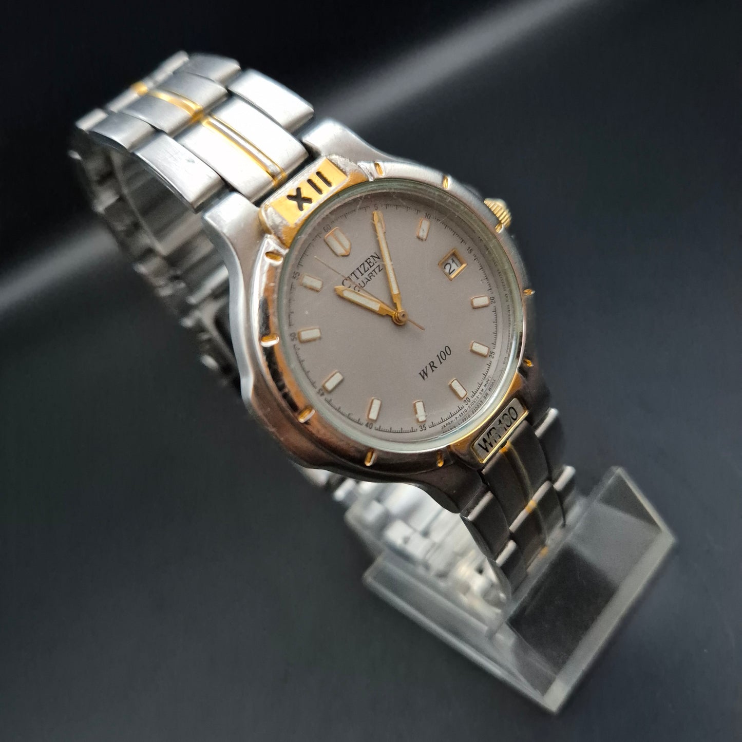 Citizen Herren Uhr – Zweifarbige Quarzuhr mit Edelstahlband (defekt)