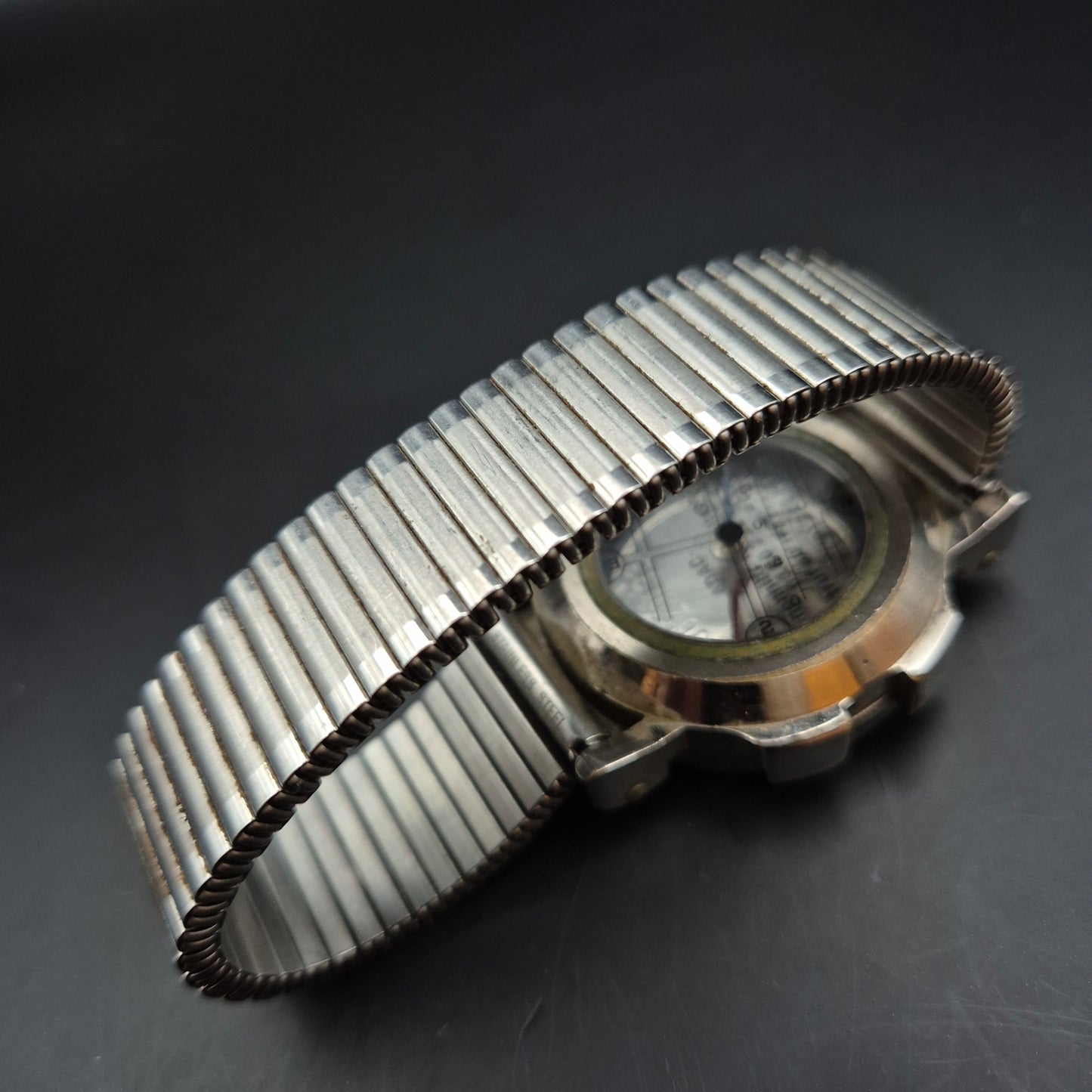 Seltene ADAC Herren Uhr – Gelbes Zifferblatt mit Kompass und Weltzeit