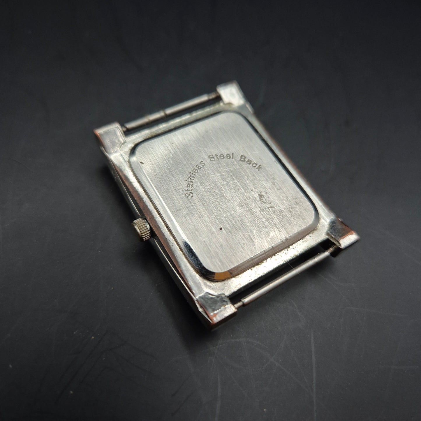 London Herren Uhr – Rechteckiges Gehäuse im Retro-Stil (ohne Armband)