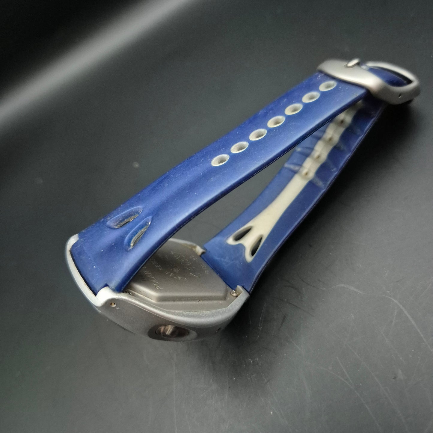 Robuste POLAR F51S Sport Uhr – Herzfrequenz & Trainingsmonitor