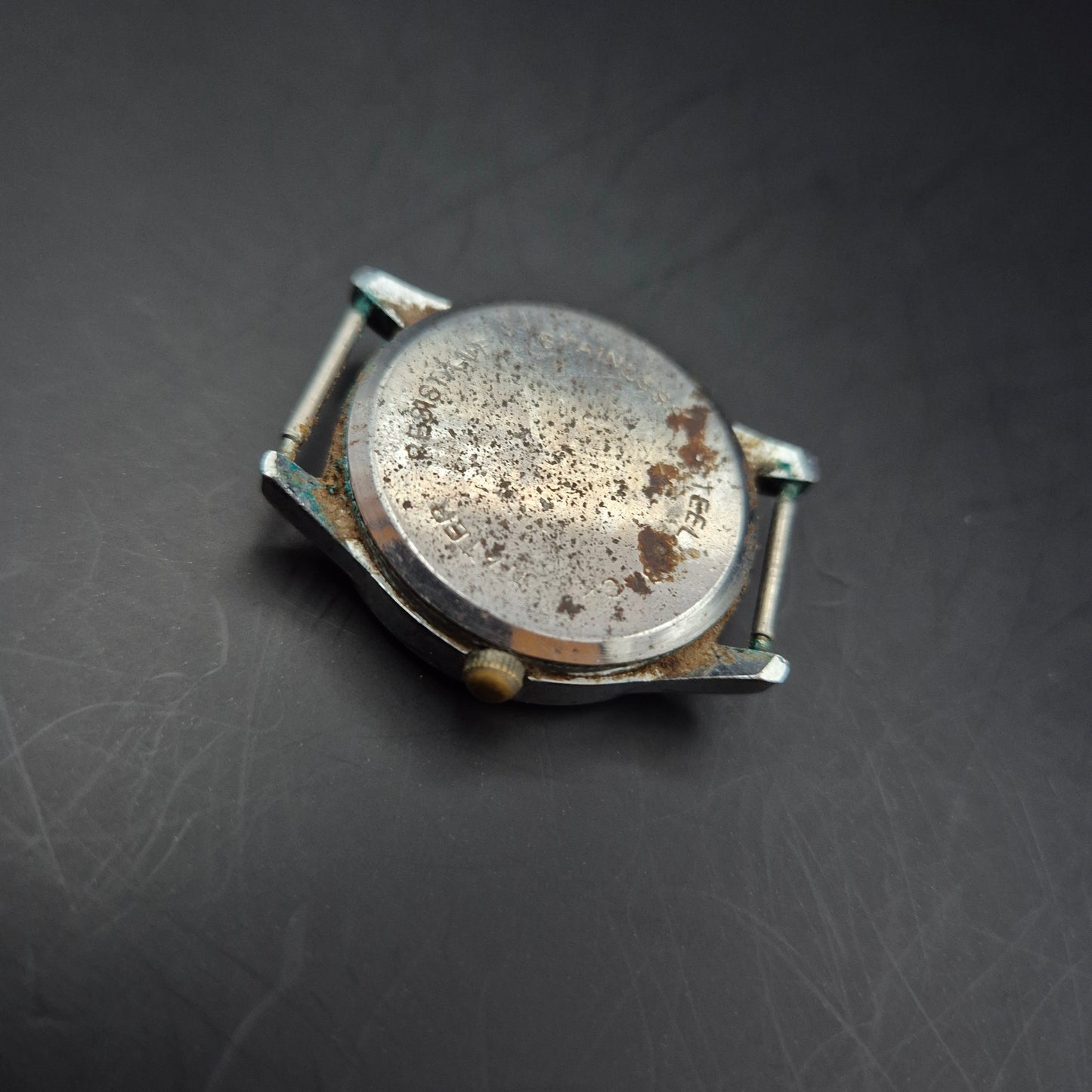 Schlichte T&L Herren Uhr – Klassisches Design mit Quarzwerk