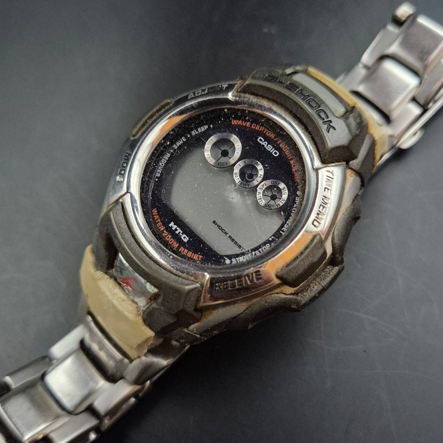 Casio G-Shock Herren Uhr MTG-9300D – Robust & Funkgesteuert