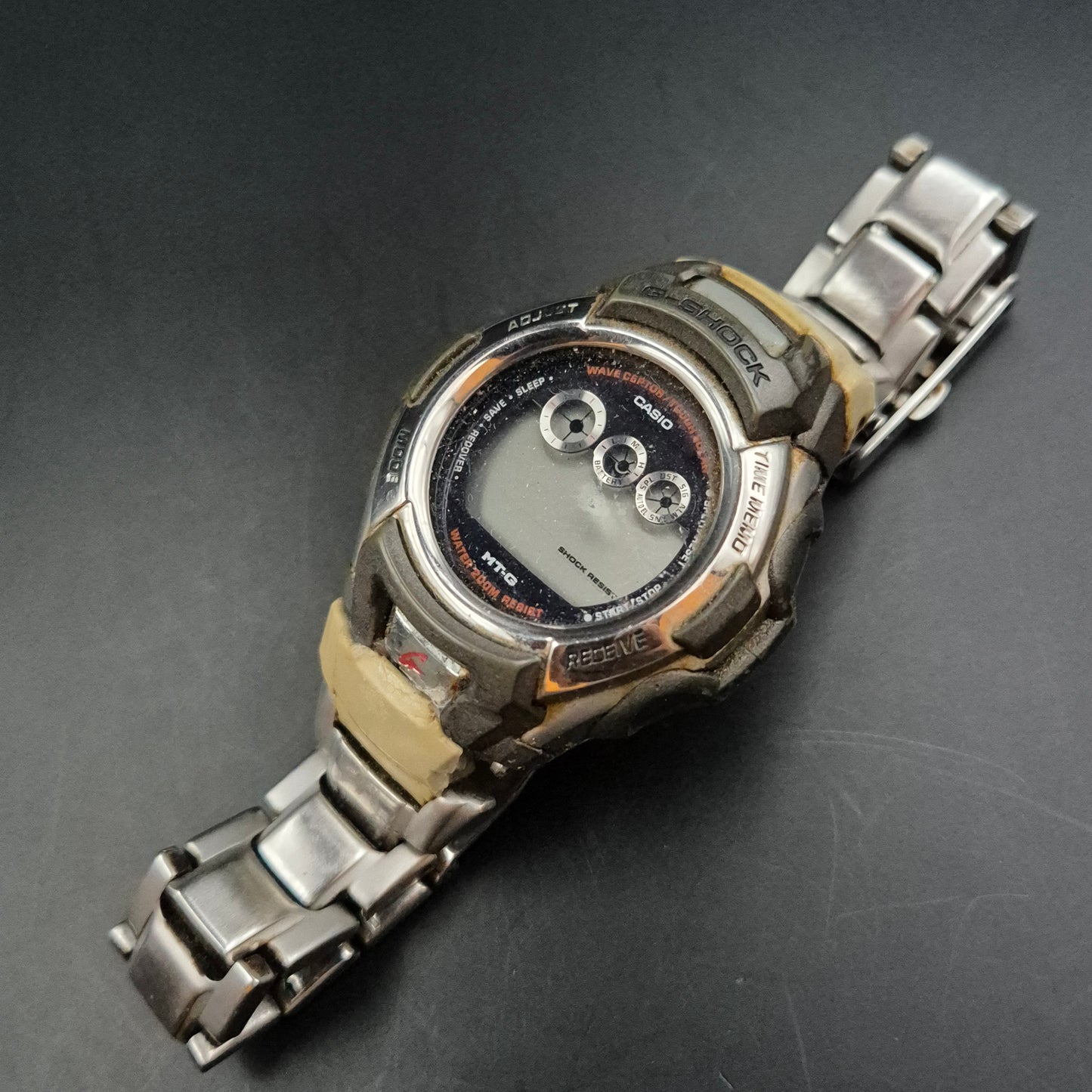 Casio G-Shock Herren Uhr MTG-9300D – Robust & Funkgesteuert