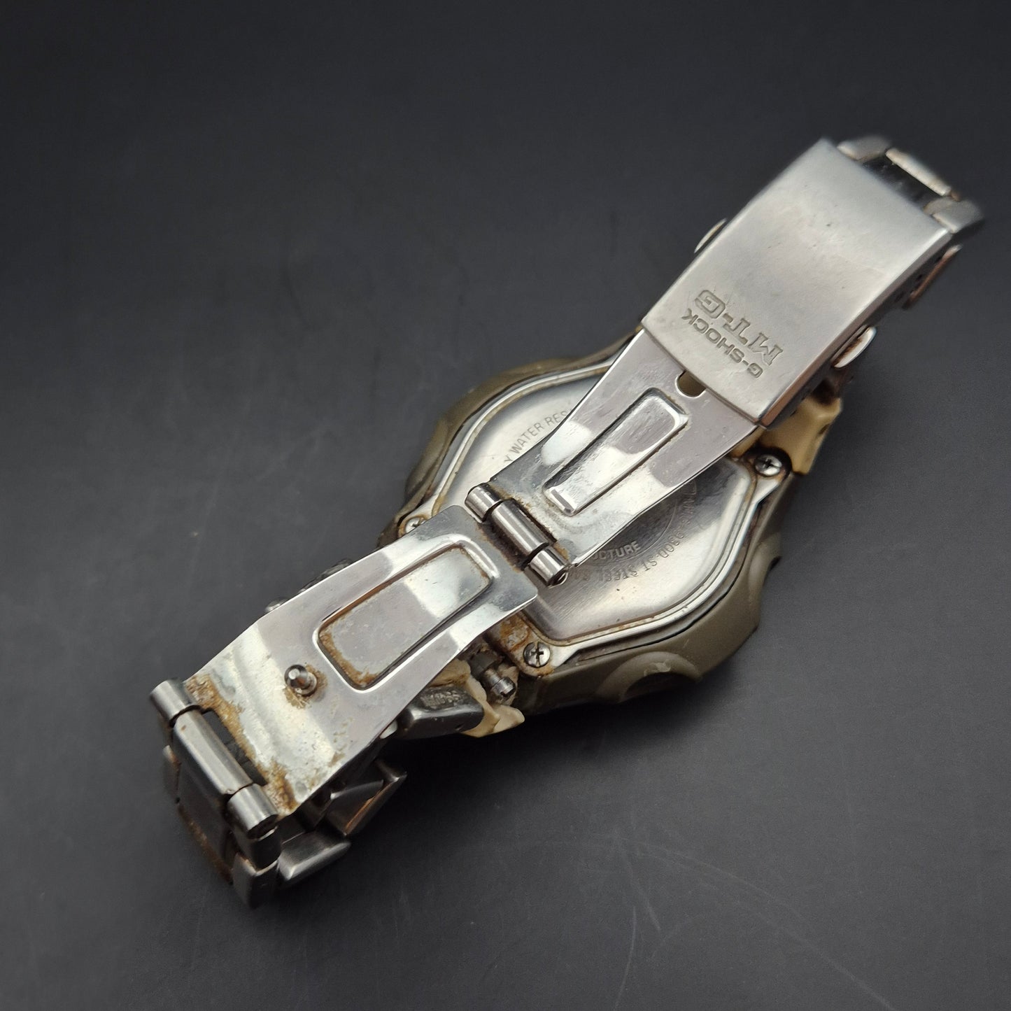 Casio G-Shock Herren Uhr MTG-9300D – Robust & Funkgesteuert