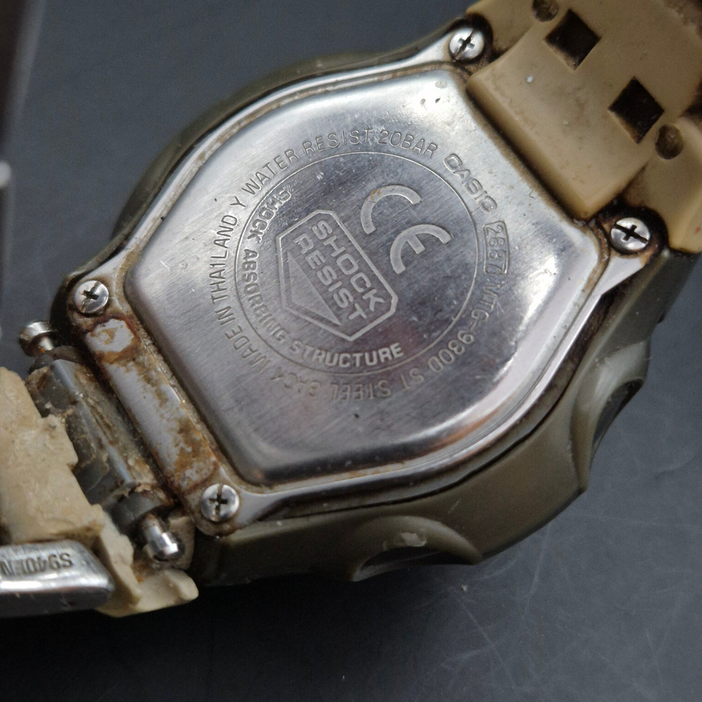 Casio G-Shock Herren Uhr MTG-9300D – Robust & Funkgesteuert