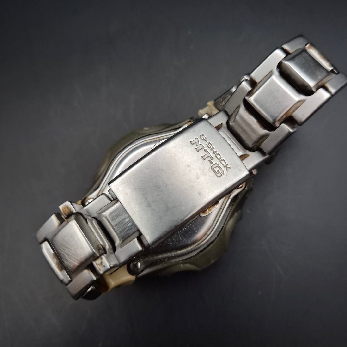 Casio G-Shock Herren Uhr MTG-9300D – Robust & Funkgesteuert