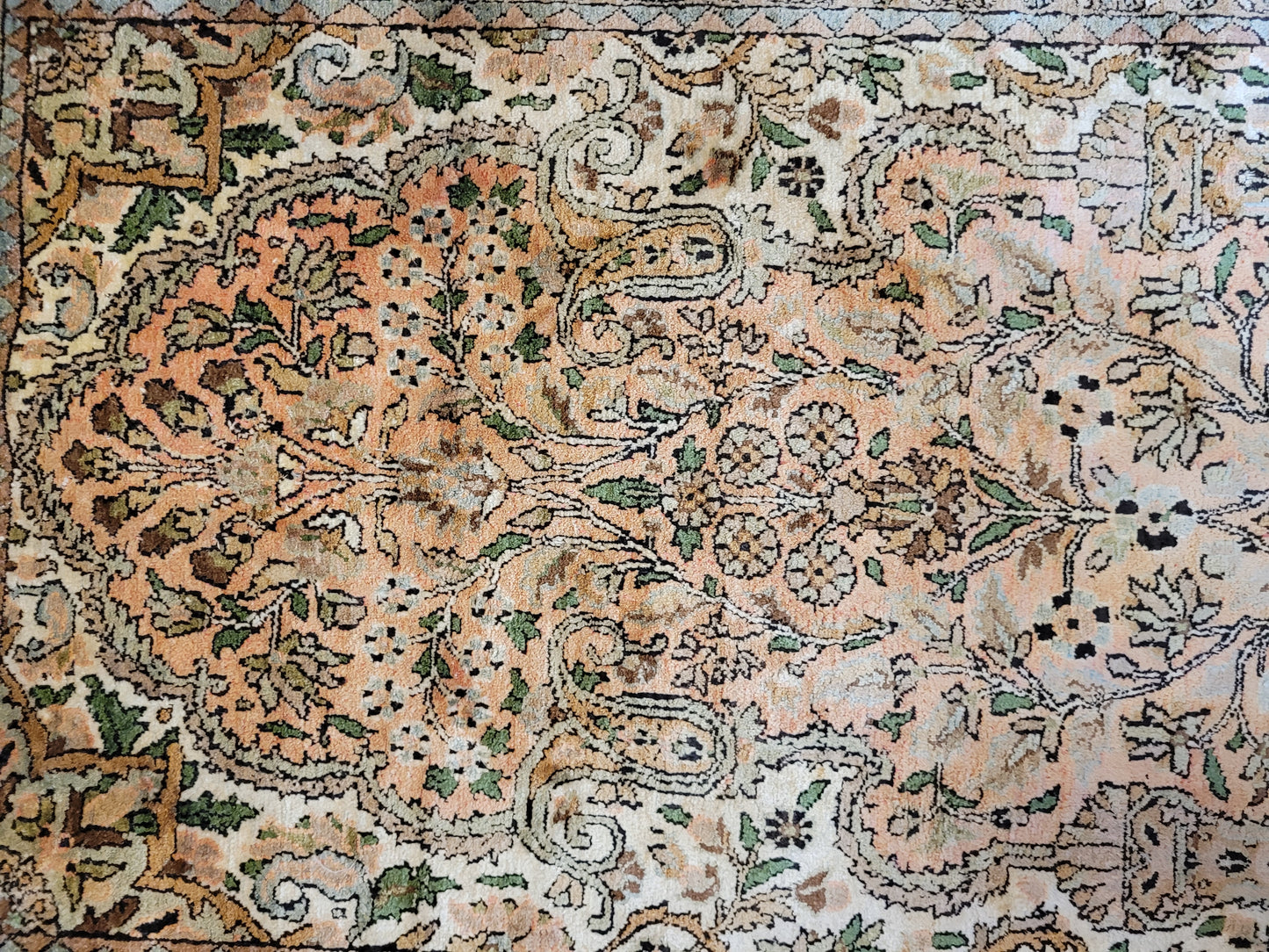 Kaschmir Ghom Seidenteppich Lebensbaum feine Knüpfung