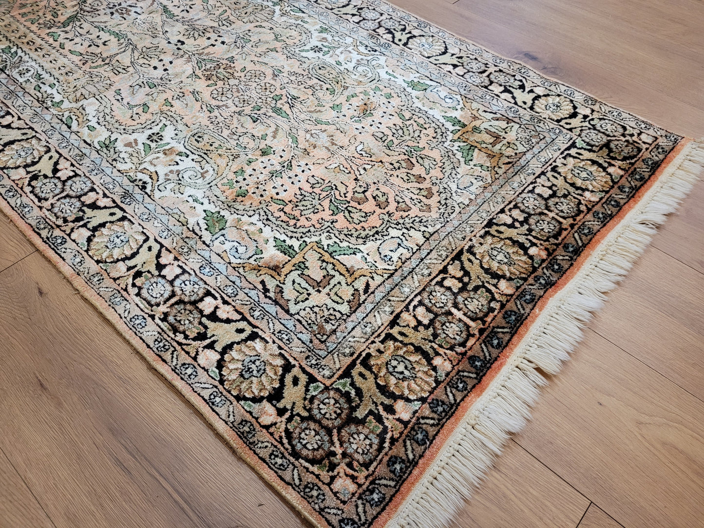 Kaschmir Ghom Seidenteppich Lebensbaum feine Knüpfung