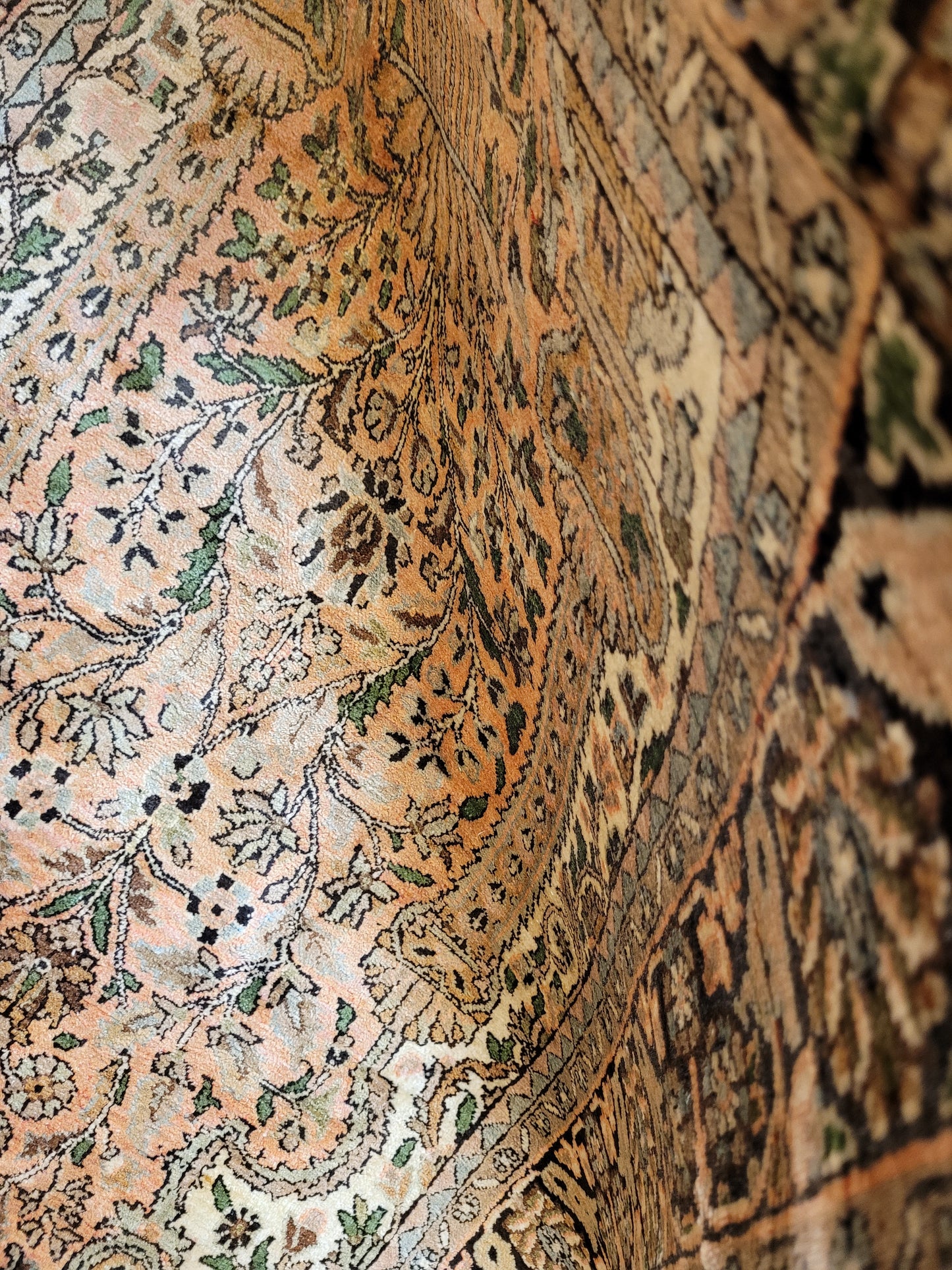 Kaschmir Ghom Seidenteppich Lebensbaum feine Knüpfung