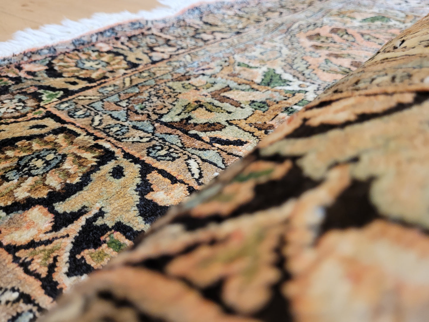 Kaschmir Ghom Seidenteppich Lebensbaum feine Knüpfung