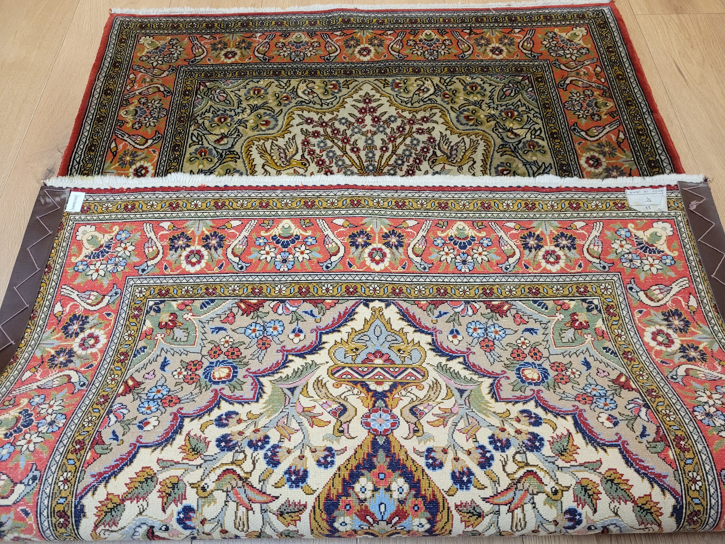 Ghom Seidenteppich florales Vogelmotiv feine Knüpfung