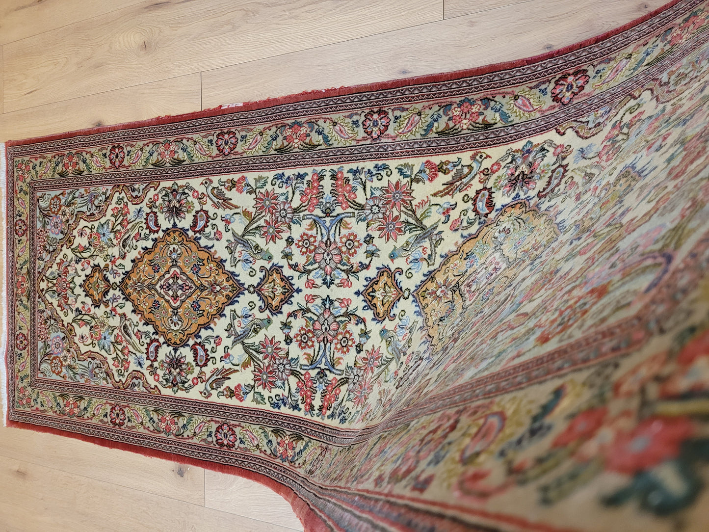 Ghom Teppich Korkwolle florales Medaillon feine Knüpfung