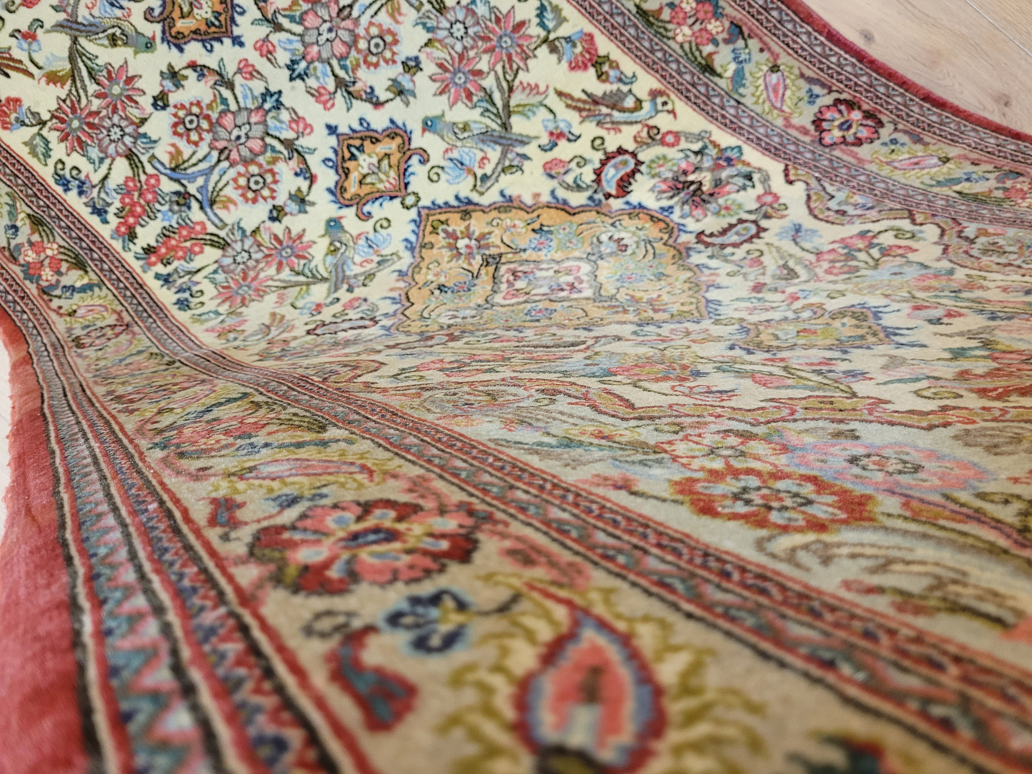 Ghom Teppich Korkwolle florales Medaillon feine Knüpfung