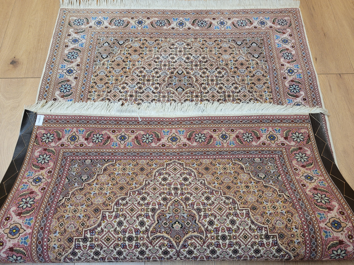 Täbriz Teppich Korkwolle Seide feine Knüpfung Allover Muster