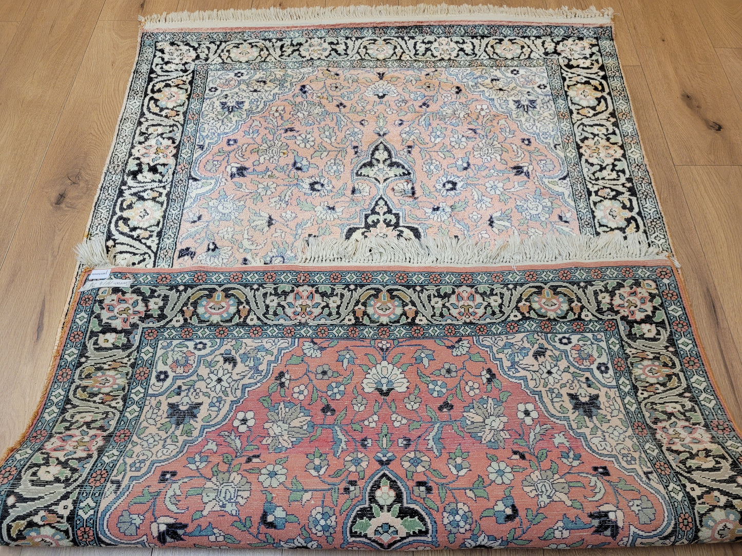 Ghom Kaschmir Teppich Seide Medaillon florales Design