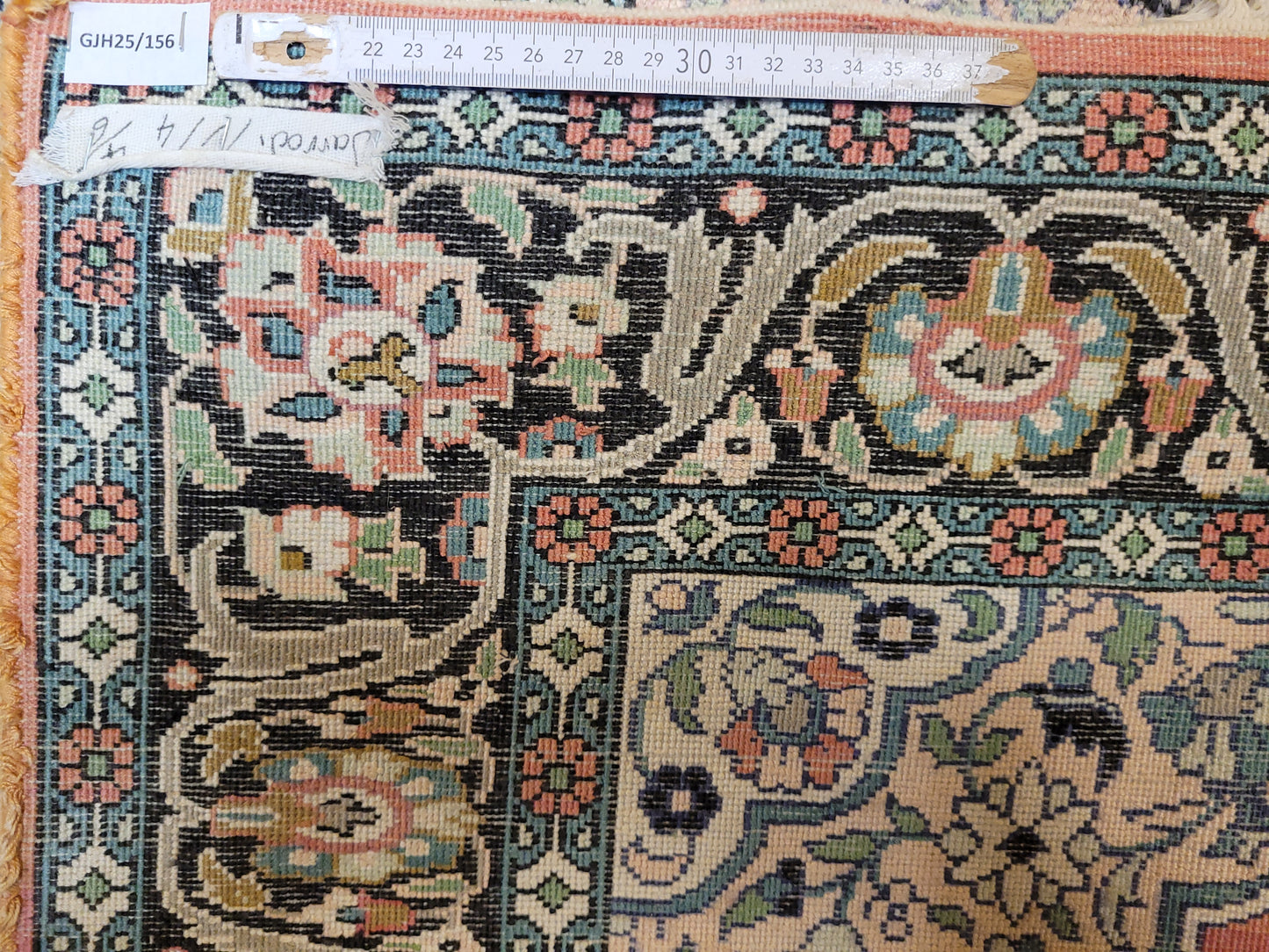 Ghom Kaschmir Teppich Seide Medaillon florales Design