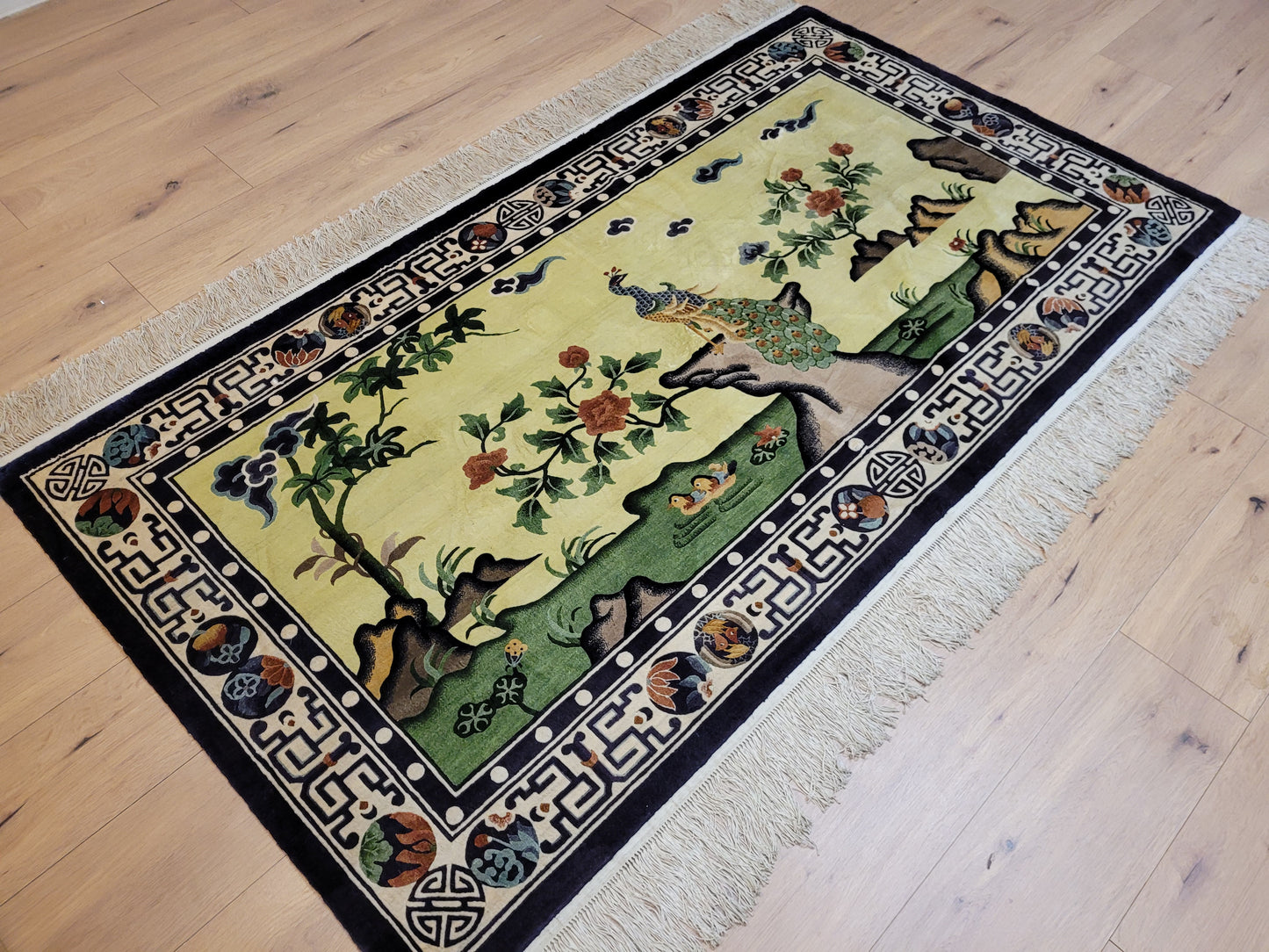 China Teppich Seide auf Seide Art Deco Pfauenmotiv