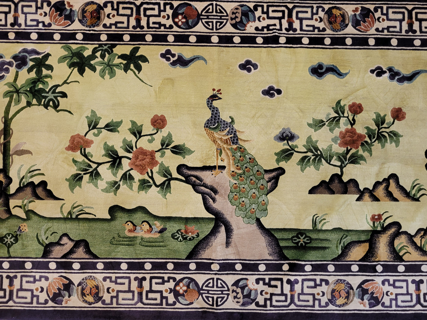 China Teppich Seide auf Seide Art Deco Pfauenmotiv