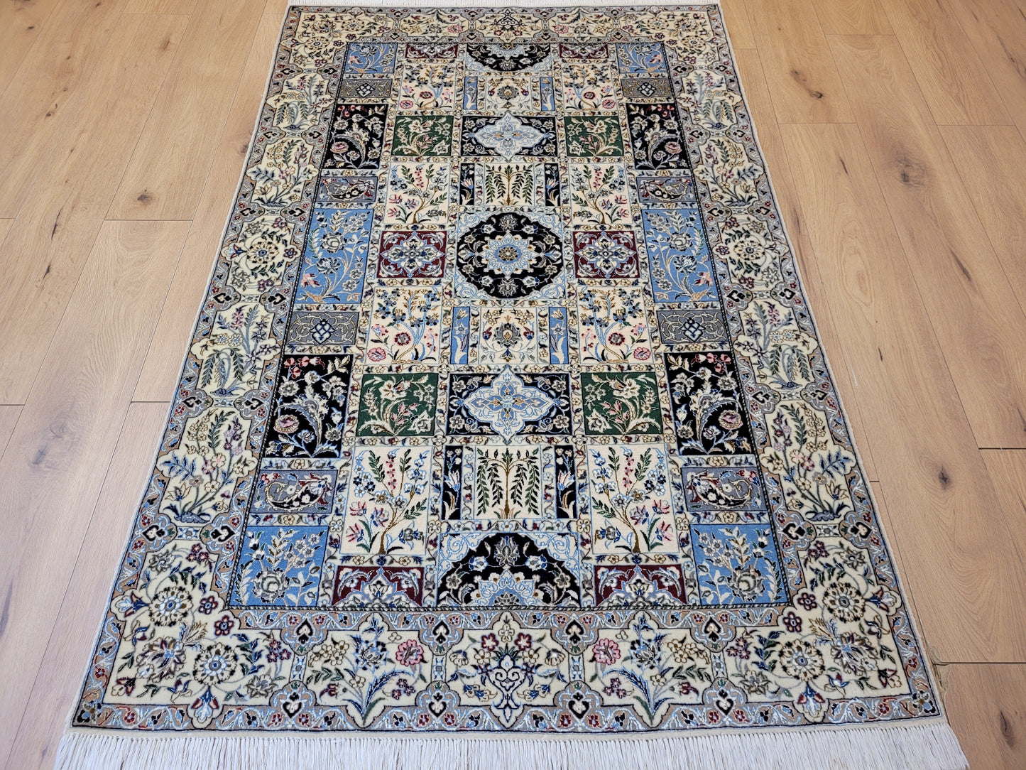 Nain Teppich Korkwolle mit Seide Gartenfeld Muster feine Knüpfung