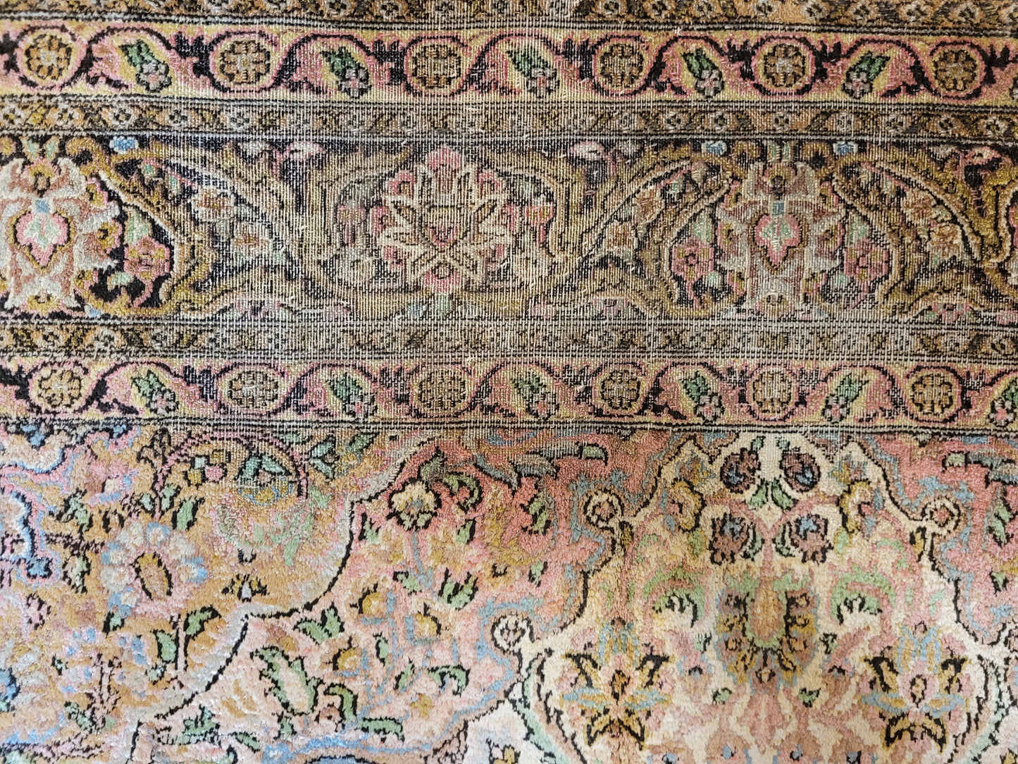 Kaschmir Teppich Seide florales Medaillon feine Knüpfung