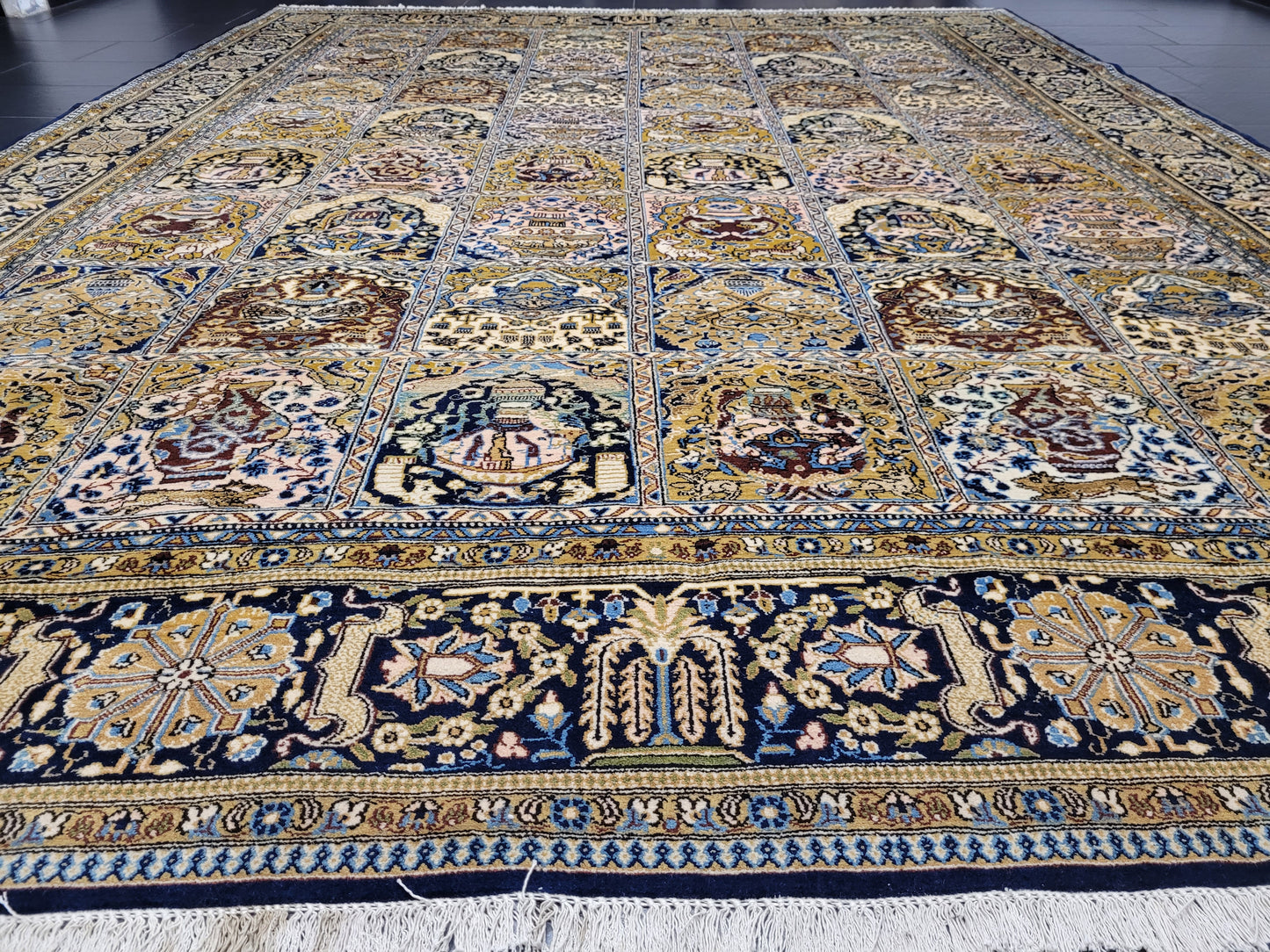 Ghom Teppich Korkwolle mit Seide Feldermuster fein handgeknüpft