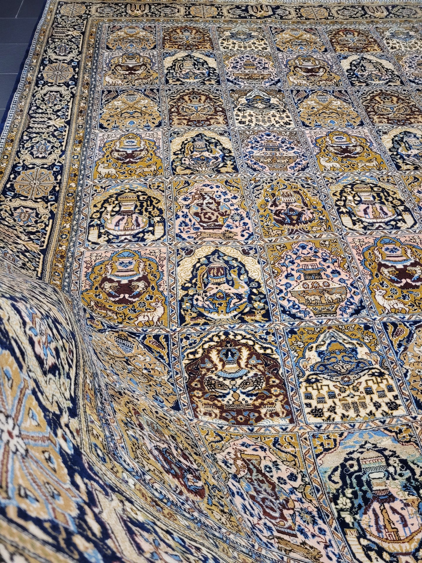 Ghom Teppich Korkwolle mit Seide Feldermuster fein handgeknüpft