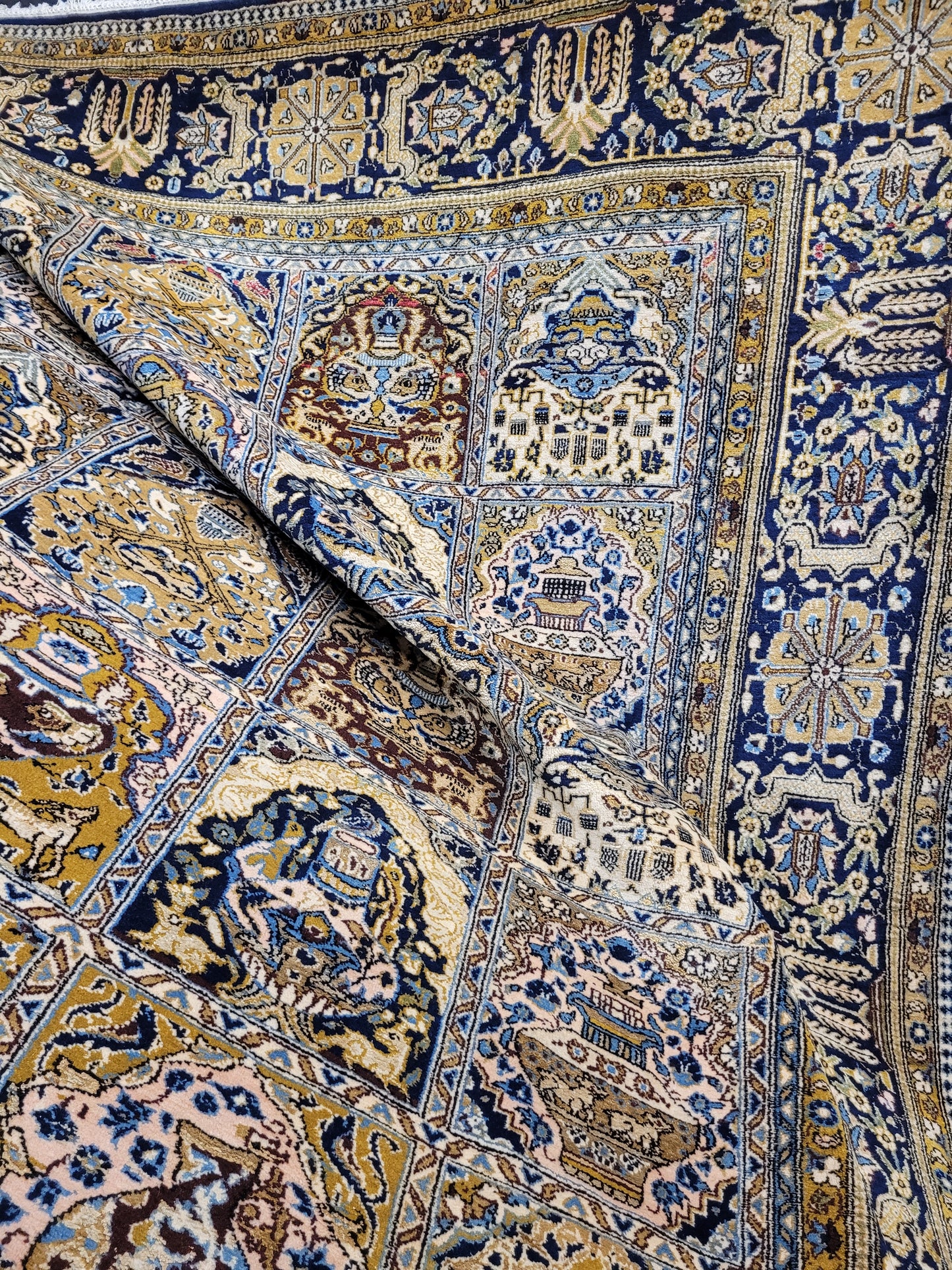 Ghom Teppich Korkwolle mit Seide Feldermuster fein handgeknüpft